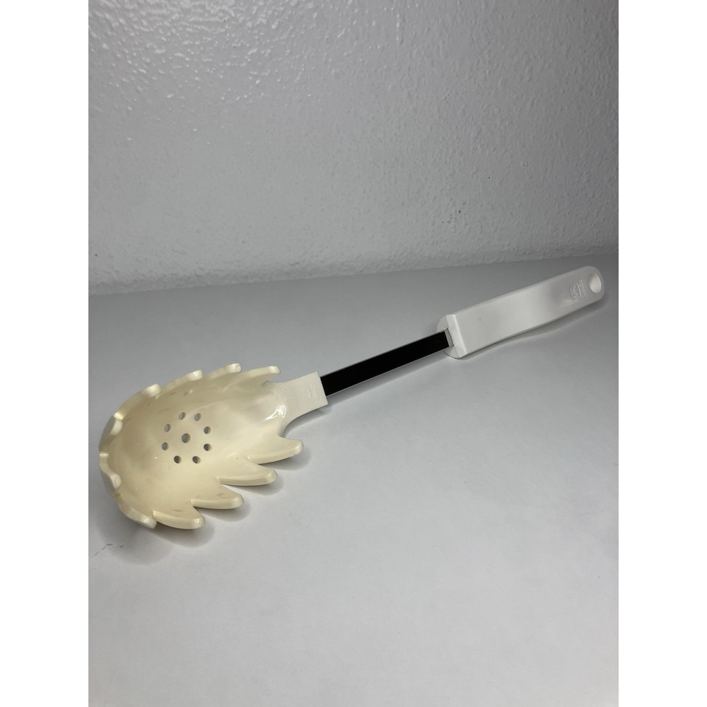 VTG BONNY Spaghetti Scooper White Kitchen Utensil Retro Made In The USA‎